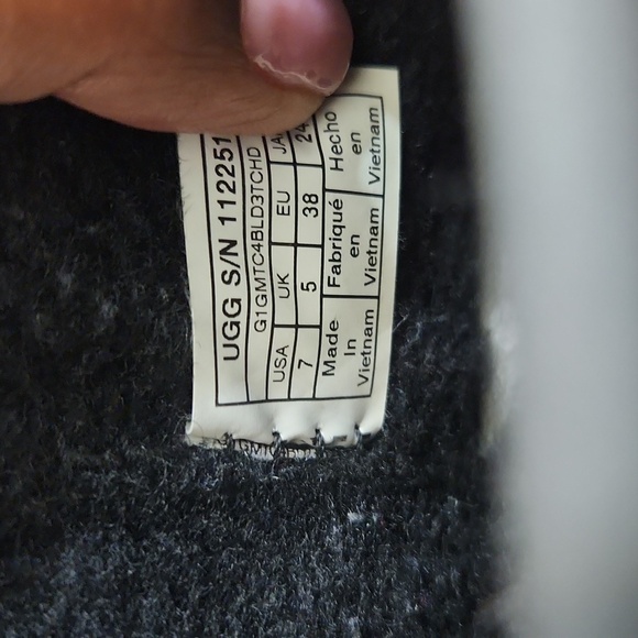 UGG Classic Clear Mini Panther Boots (W Size 7) - Picture 12 of 14